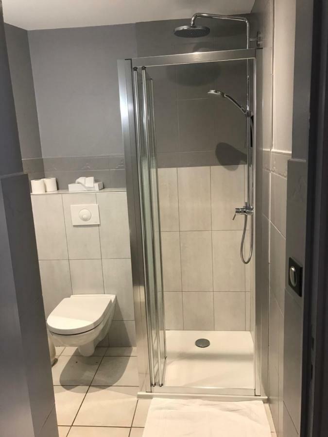 Hotel Les Frangins Σαιντ-Ομέρ Εξωτερικό φωτογραφία